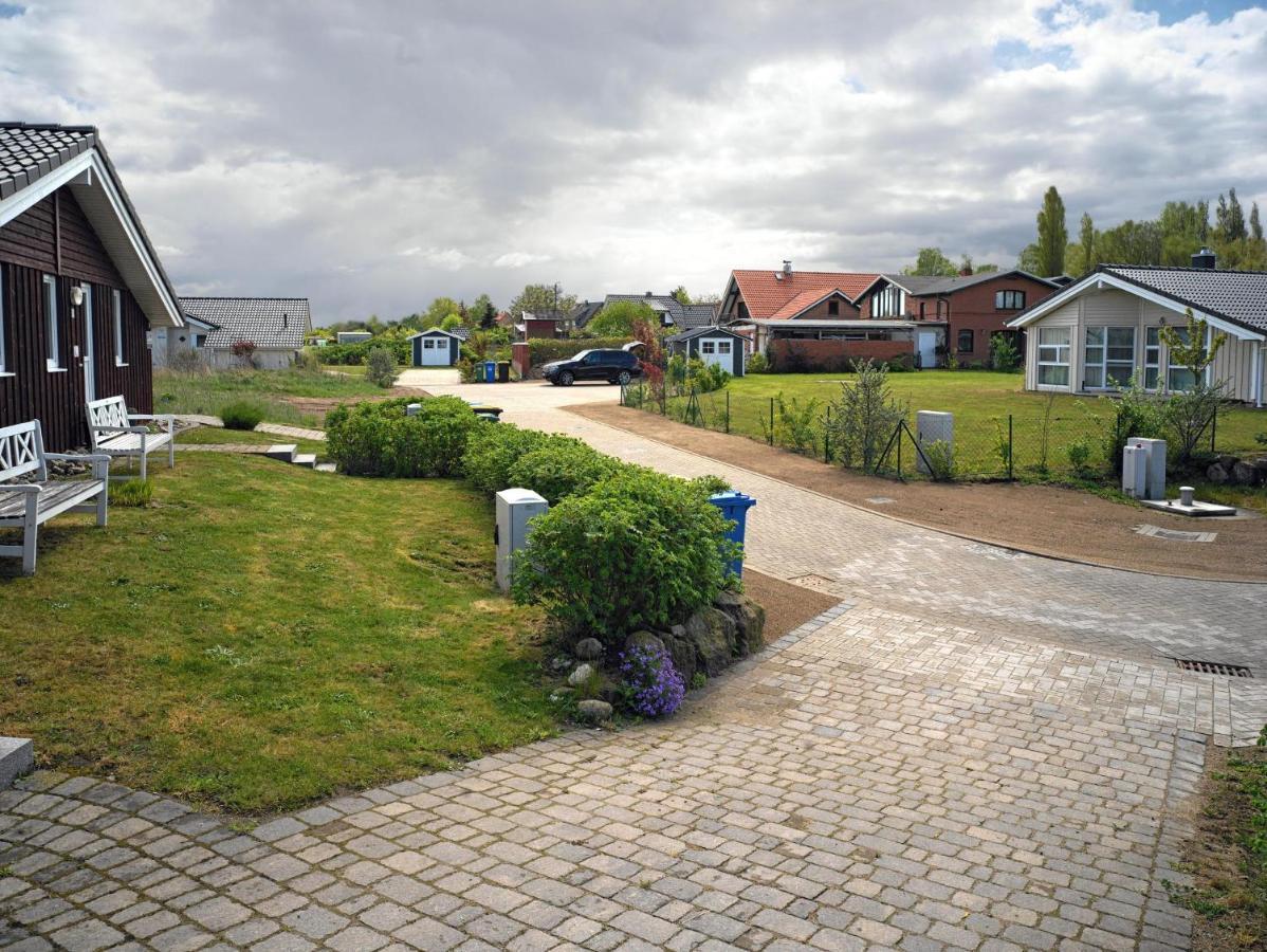 Daenische Ferienhaeuser Am Salzhaff Haus Kaept'N Nemo Insel Poel Bagian luar foto